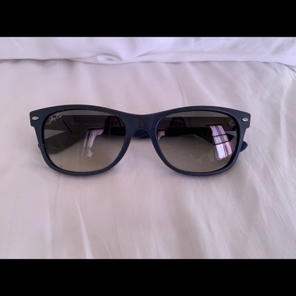 navy ray bans